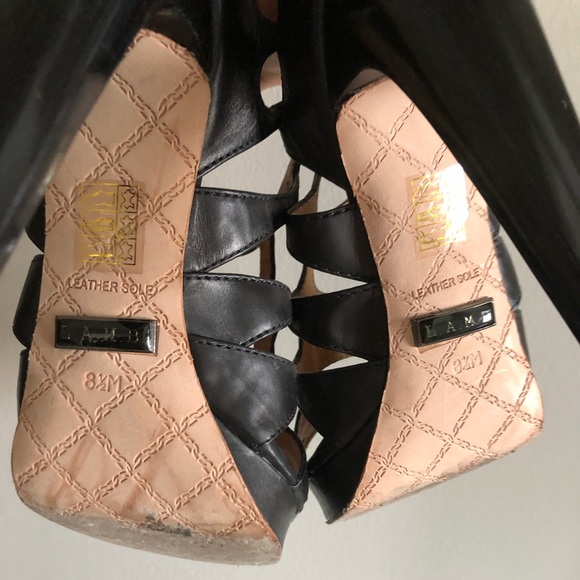 L.A.M.B by Fergie Black Leather Stiletto Heels - Picture 4 of 7